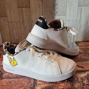 adidas- Pikachu Advantage K pokemon-White shoes Size 1  child